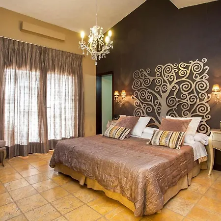 Sleeps 8 With Pool And Wifi Willa *